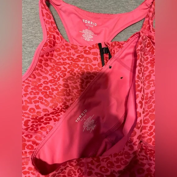 Torrid Pink Leopard Print Activewear Set - Picture 2 of 3